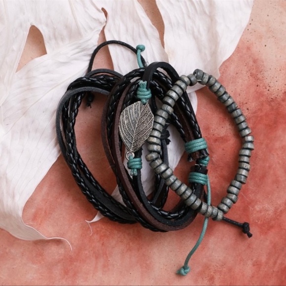 (37)New Bohemian Genuine Leather Wrap
Leaf Bracelets - Picture 4 of 6